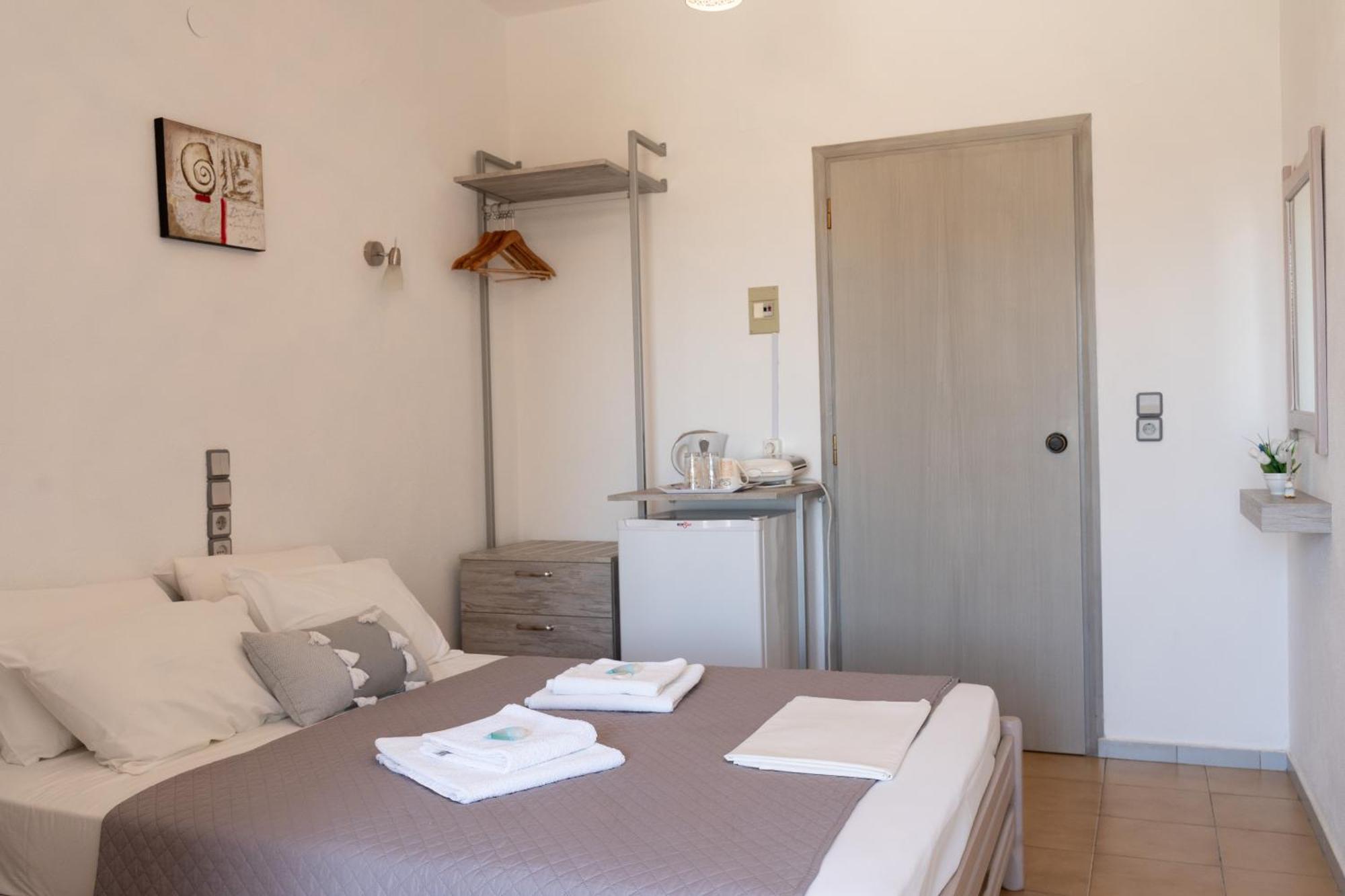 Giannis Rooms Agia Ruméli Exterior foto